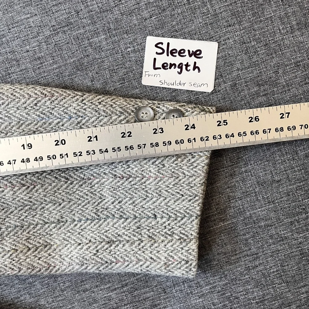 Harris Tweed Wool Herringbone Sport Coat Blazer Jacket - Men's Size 42R - Gray